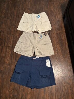 Columbia Men's Cargo Shorts - Khaki & Navy